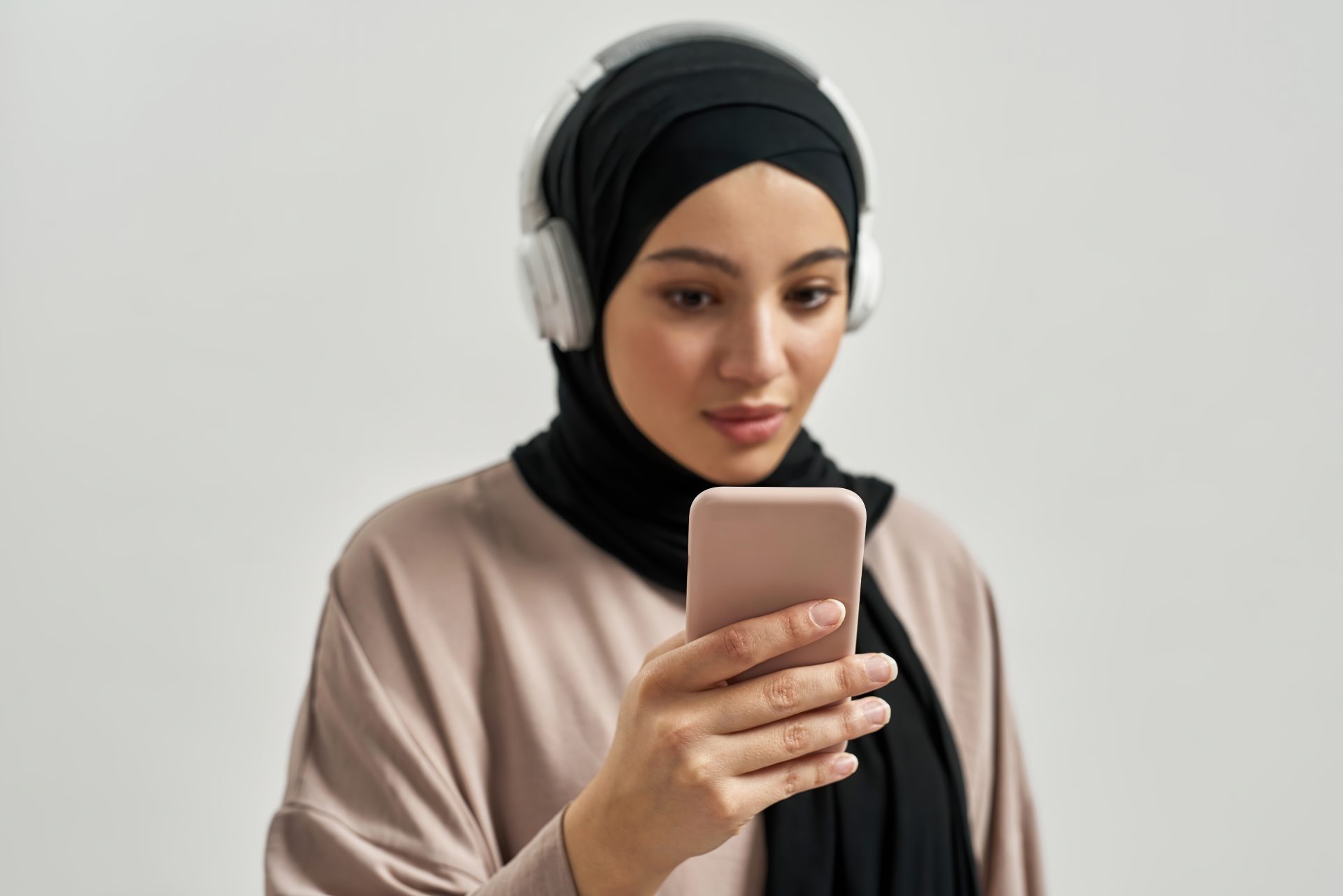 Listening to a podcast during ramadan